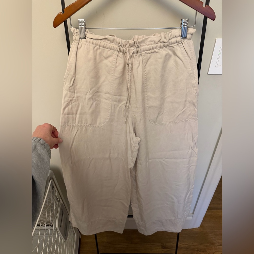 Club Monaco Women’s Khaki Pants